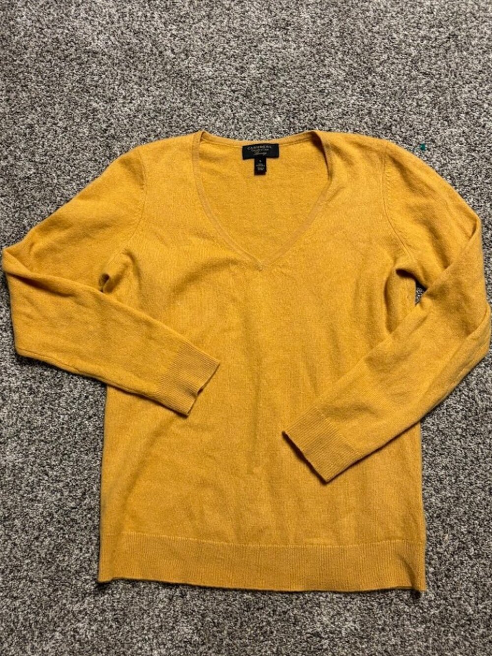 100% Cashmere Charter Club Luxury V-neck Sweater Yellow - Picture 3 of 3